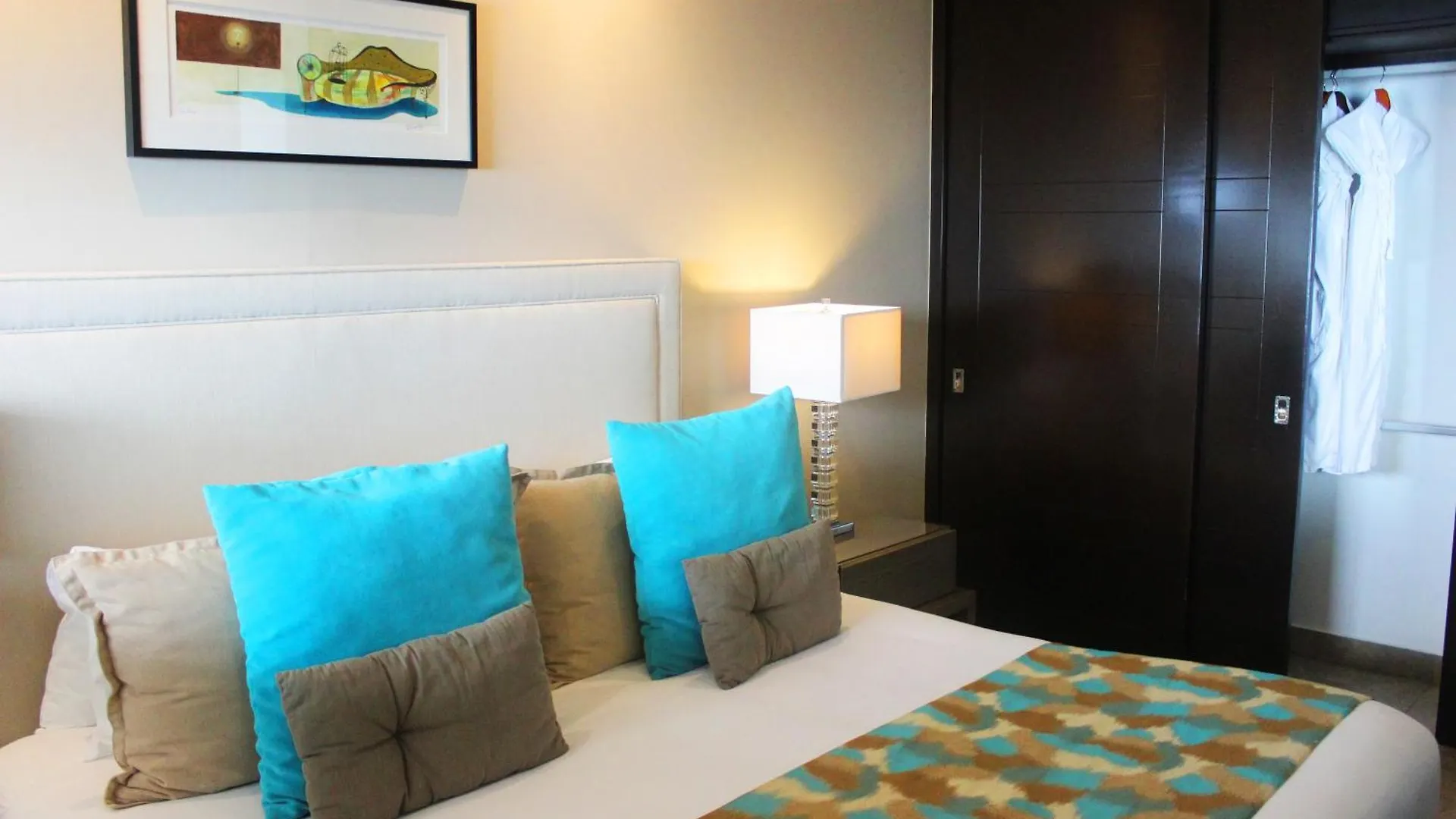 Apartment Pinnacle Resorts 180 Puerto Vallarta